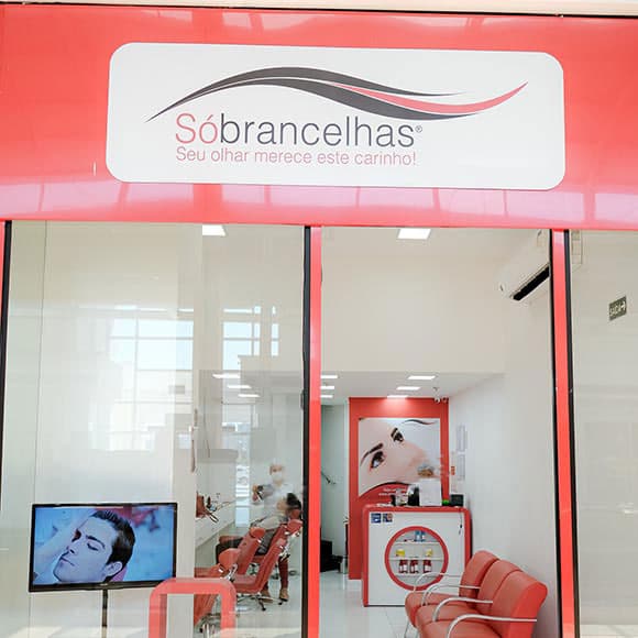 sobrancelhas